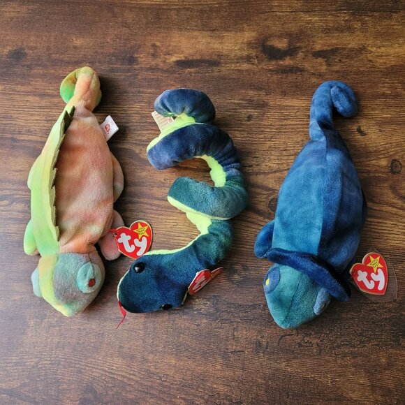 Ty Beanie Babies Hissy The Snake Rainbow Iggy Tie Dye Vintage NWT Price Is Firm - Picture 2 of 12